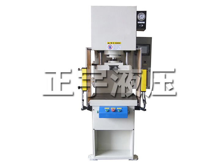 C����ѹ��